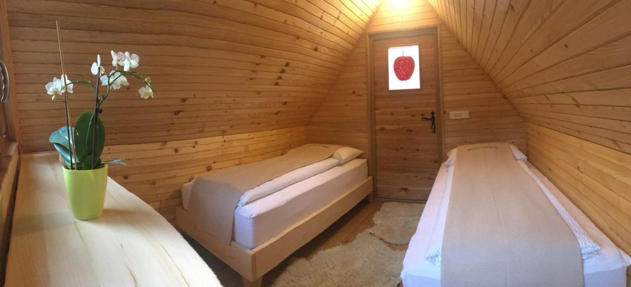Glamping Naselje Zeleni Turizem Hotel Makole Eksteriør billede
